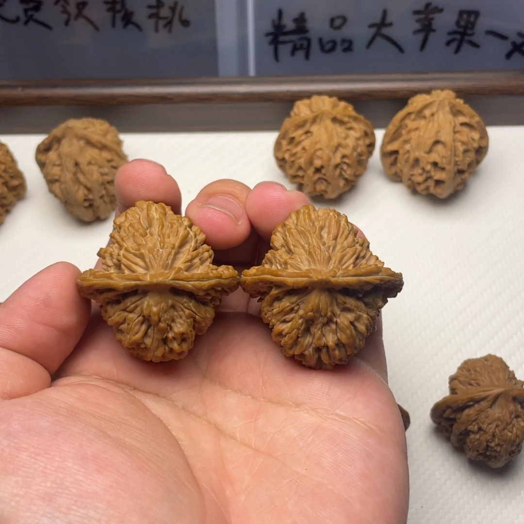文玩核桃把件四座楼