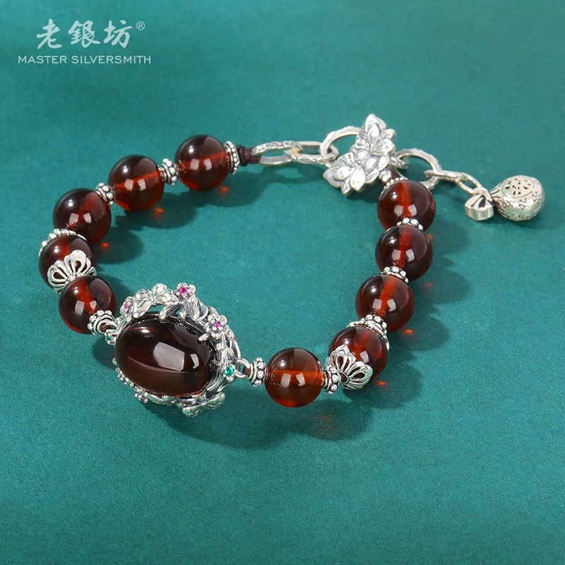 【老银坊】s925银花繁蝶欢血珀手链 00331303