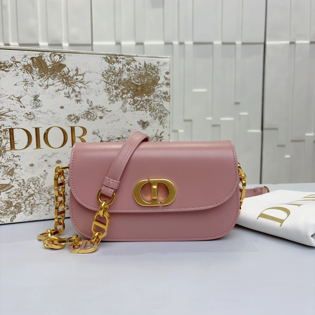 99新 DIOR/迪奥 思斯专属 迪奥链条包粉色 GMTC134