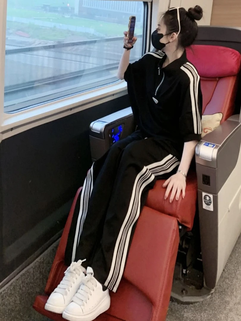 胖MM特大码300斤运动服休闲套装女夏季侧边条纹遮肉阔腿裤两件套