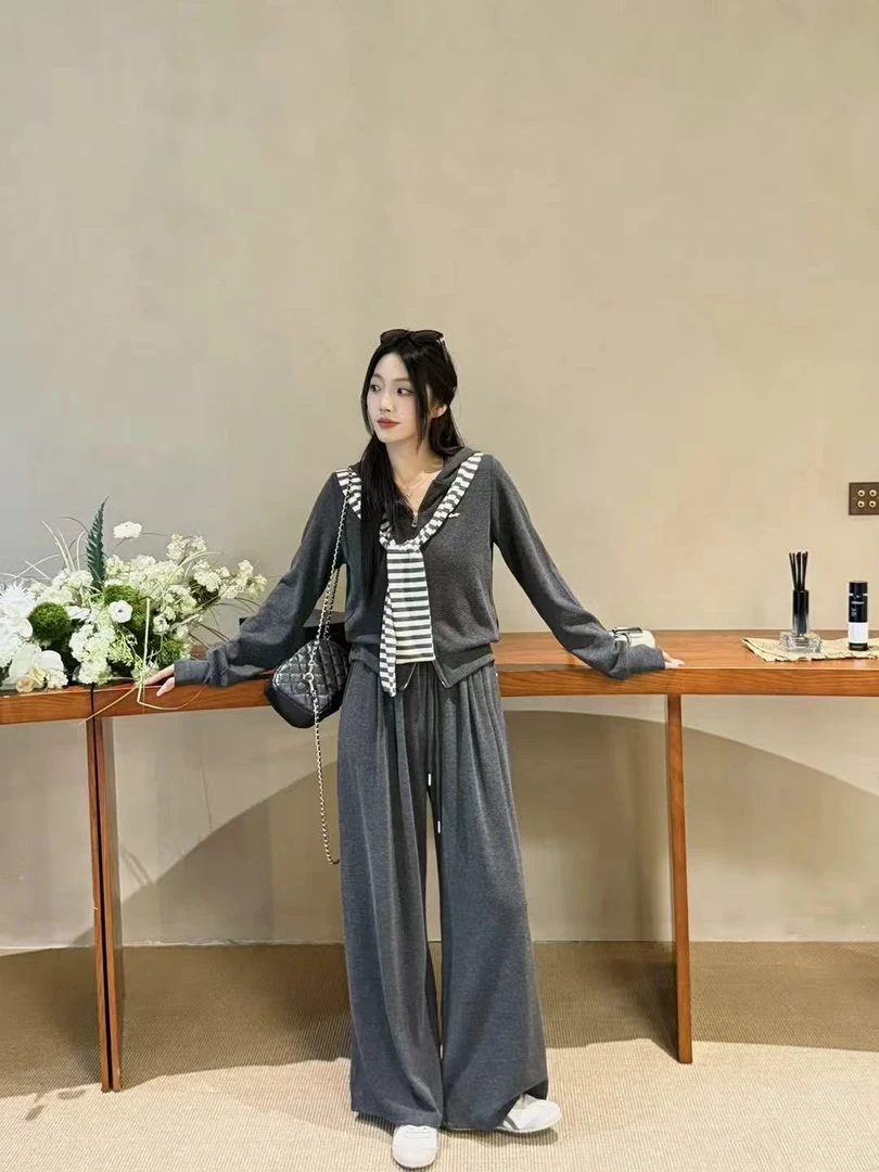 【娜娜】2025秋冬季新款高端时尚百搭套装披肩条纹裤腿裤两件套