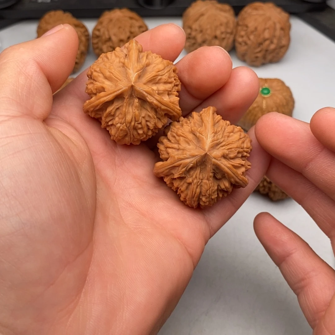 文玩核桃把件39文山三棱