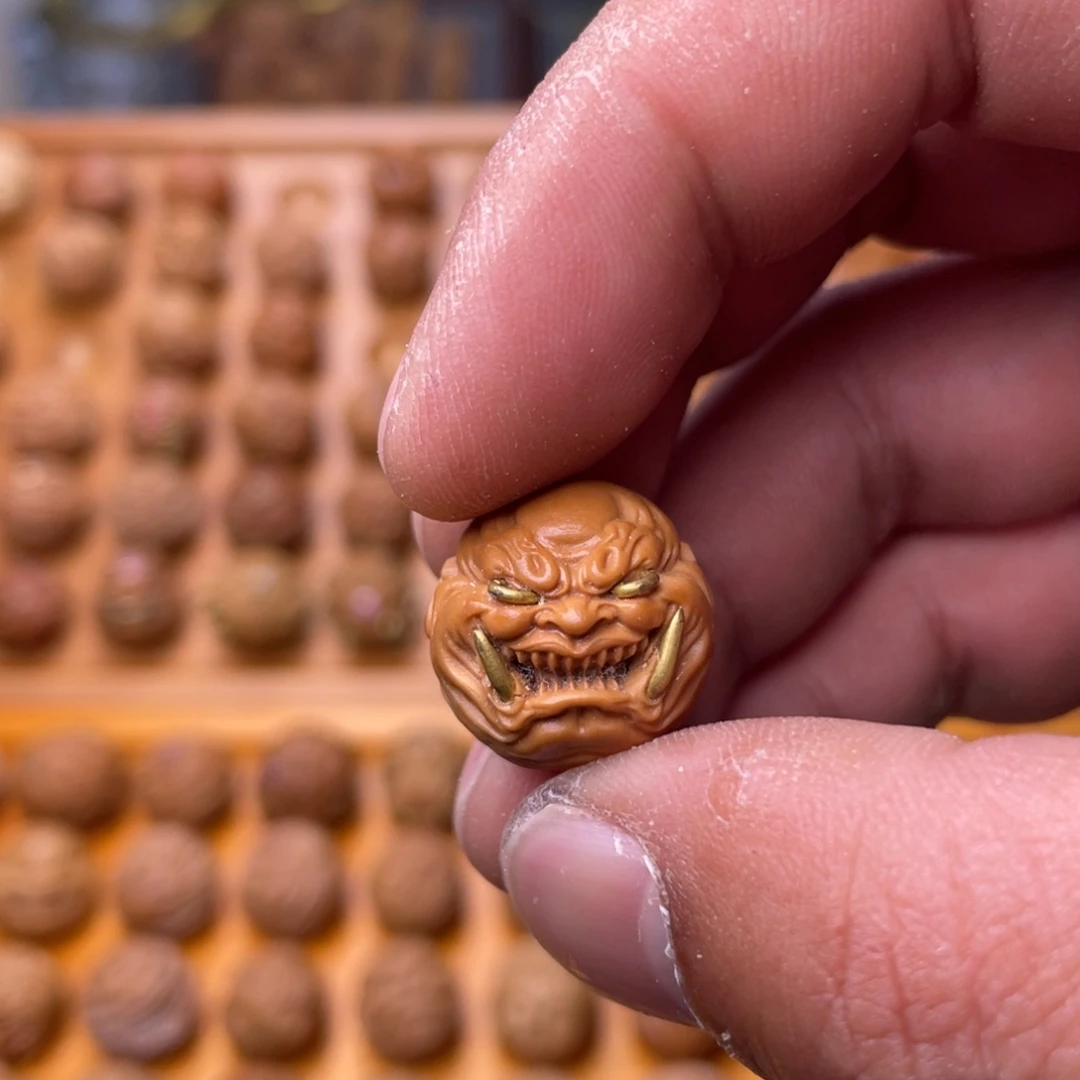 张***傲猴头核桃吊坠猴头核桃獠牙恶僧