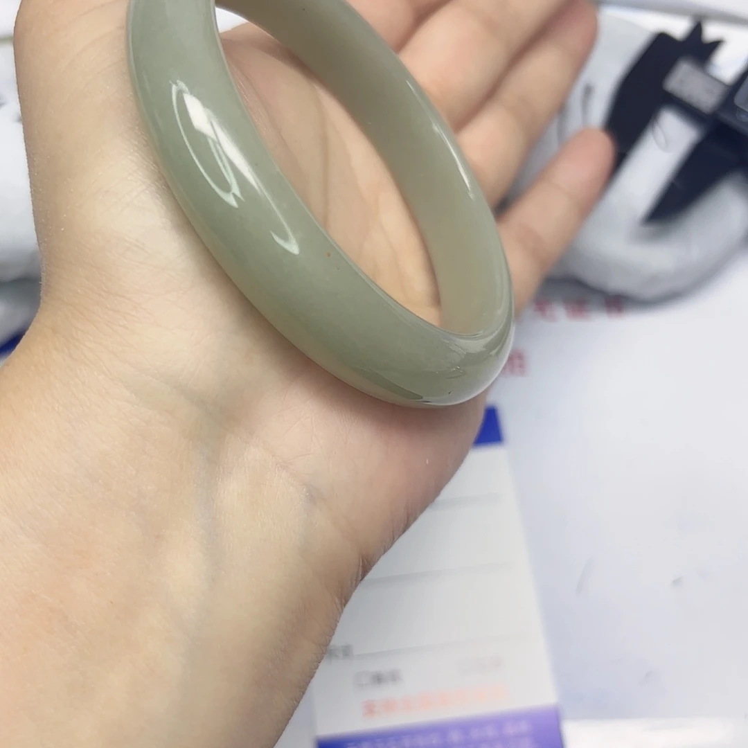 石英质玉未镶嵌手镯26/62