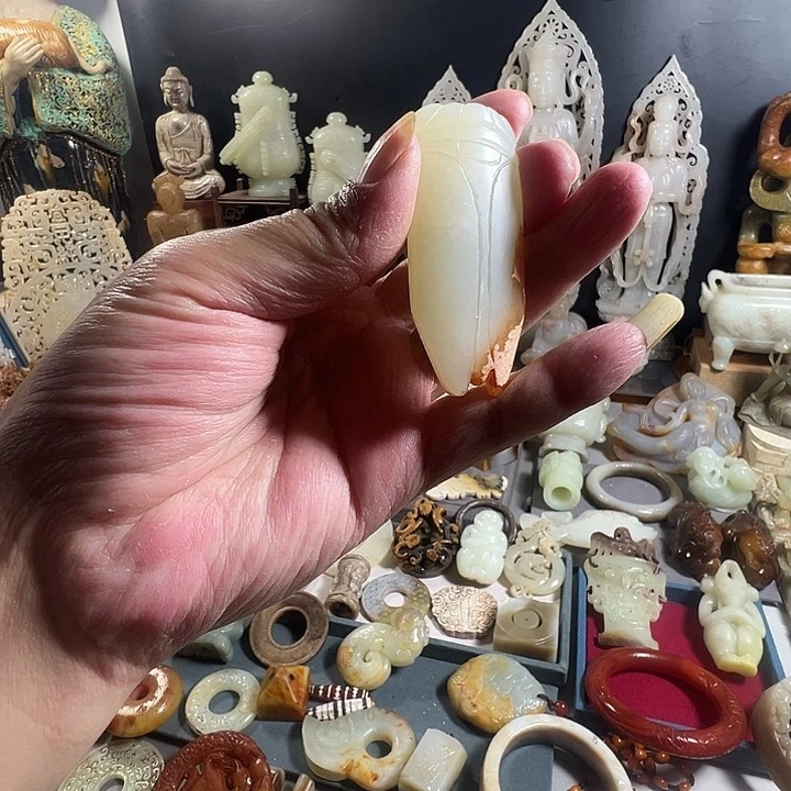 和田玉（糖玉）未镶嵌颈饰