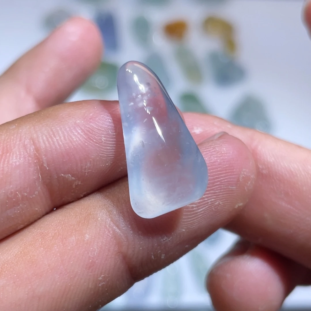 颈饰未镶嵌翡翠随形