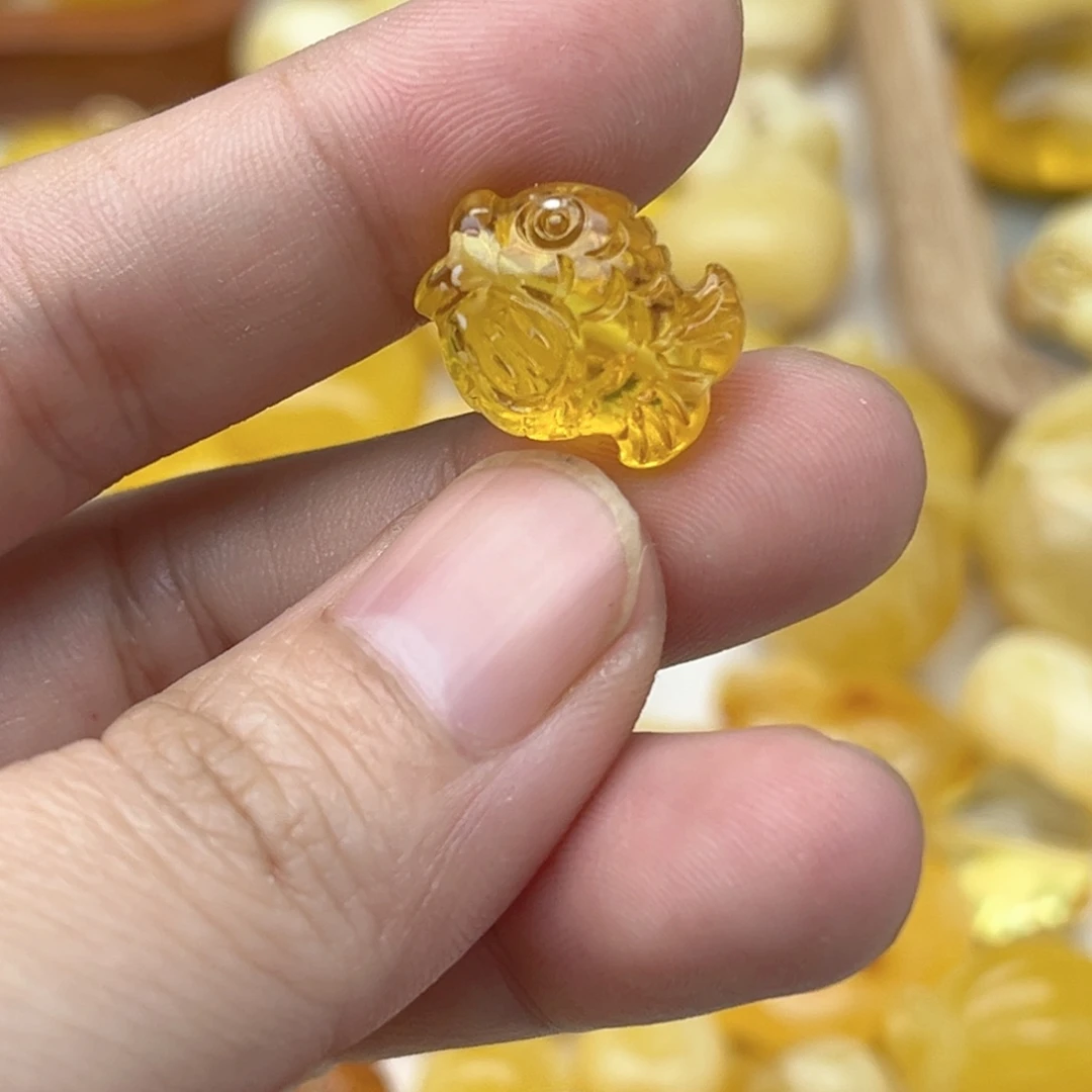 蜜蜡未镶嵌裸石天然