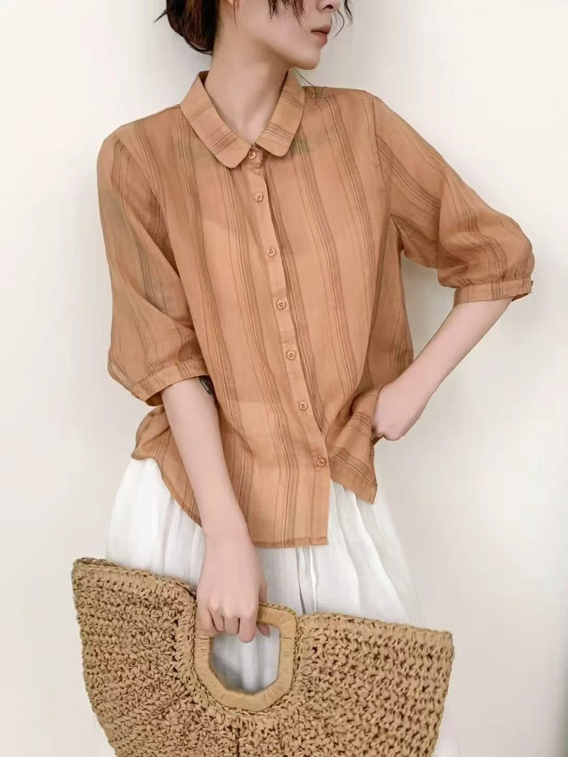 女士翻领路路通短袖小衫