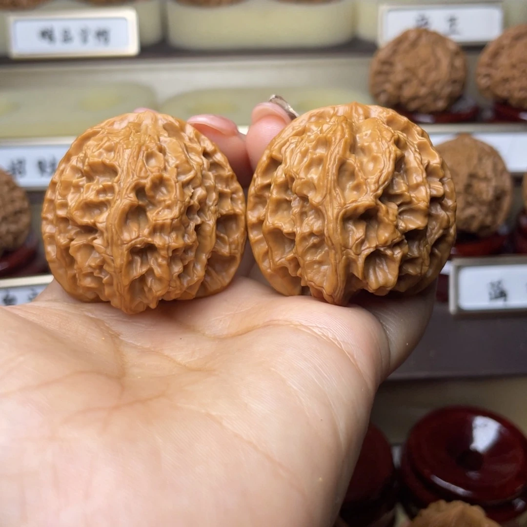 文玩核桃把件老*苹果园40左右