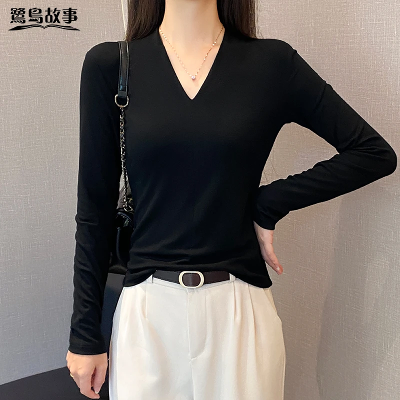 鹭岛故事黑色深V领长袖t恤女春秋内搭低领修身打底衫显瘦百搭上衣