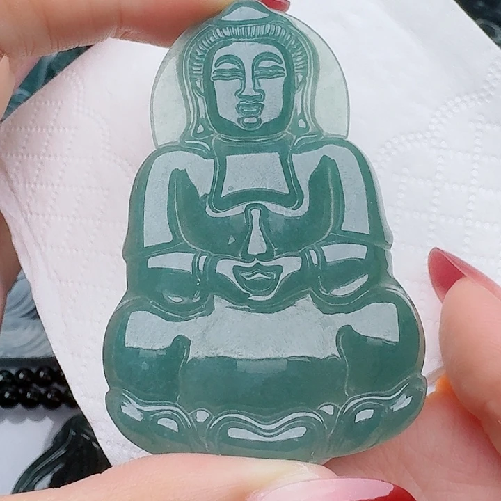 颈饰未镶嵌翡翠天然的A货翡翠多样性发其一