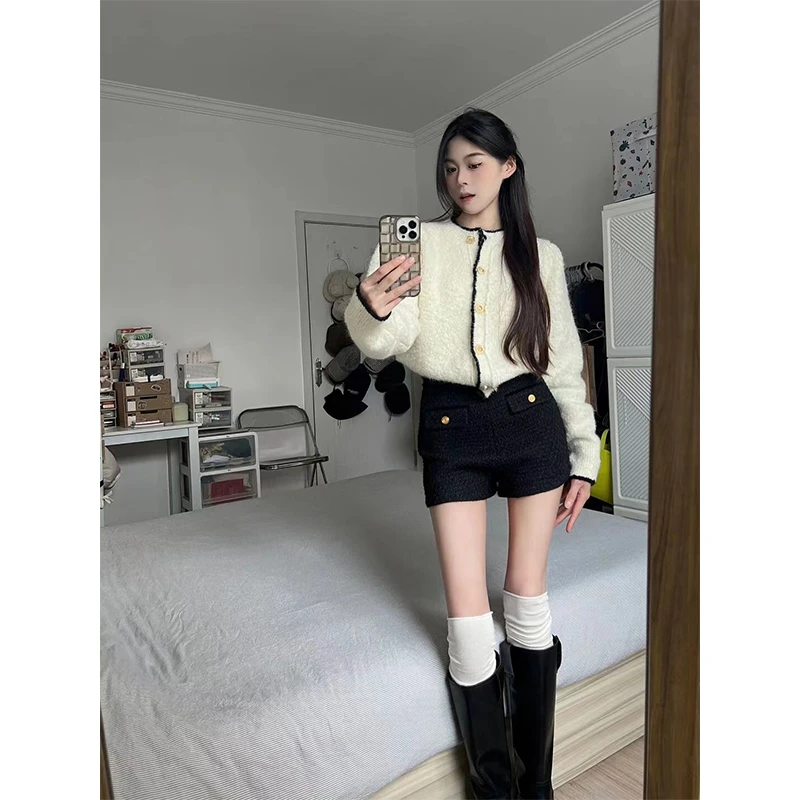 时尚复古款秋季女时尚气质小香风设计感毛衣开衫外套高腰显瘦短裤