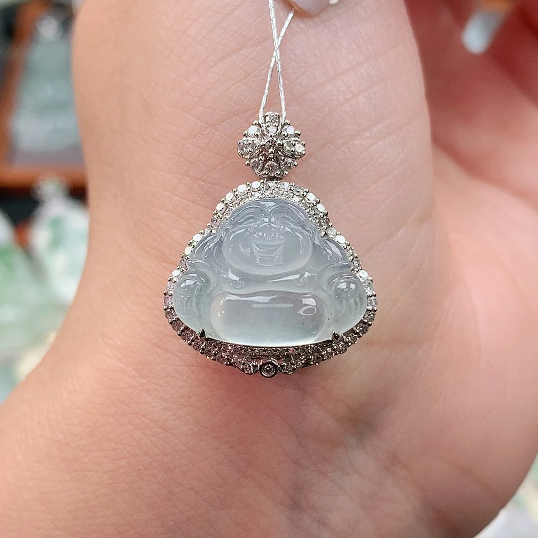 颈饰18K金镶嵌翡翠佛公