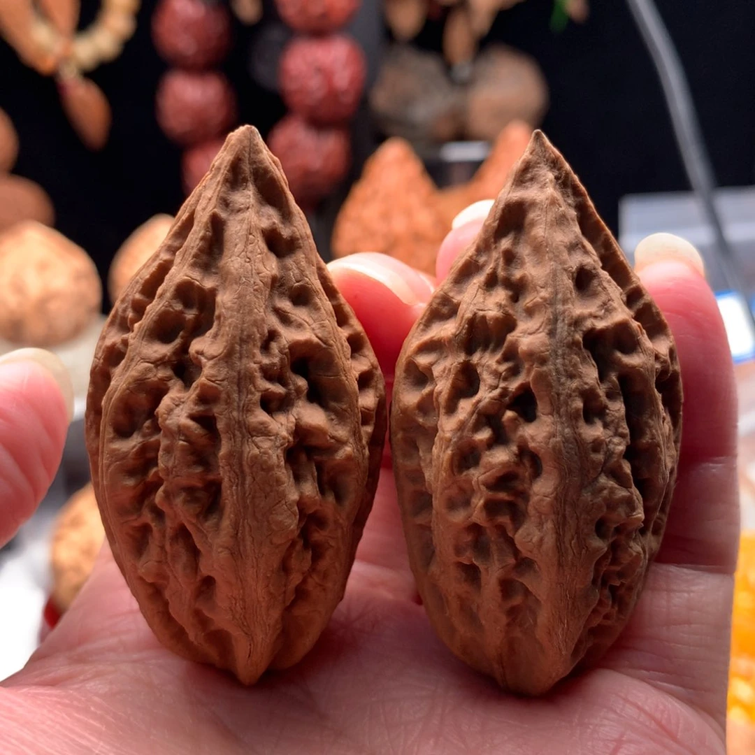 文玩核桃吊坠小武核桃12