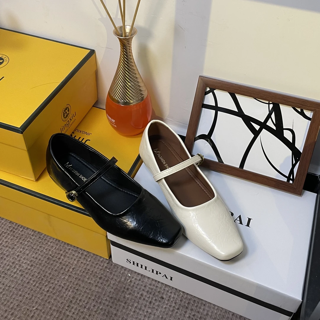 2025法式复古方头玛丽珍鞋女新款一字带浅口气质百搭