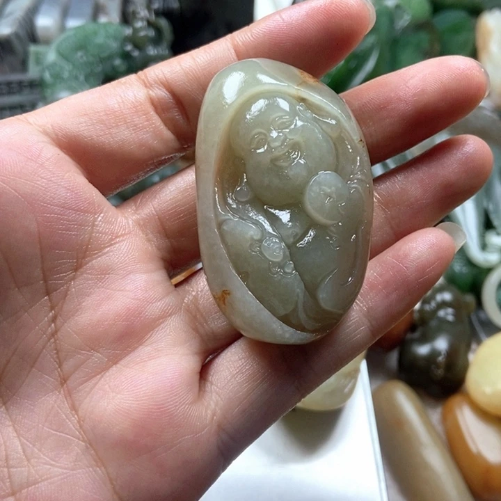 颈饰未镶嵌和田玉
