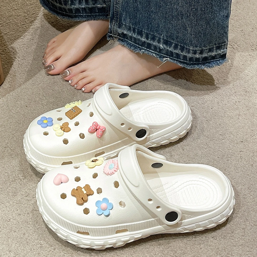 洁丽雅踩屎感洞洞鞋女款2025新款夏季户外海边沙滩时尚百搭沙滩鞋