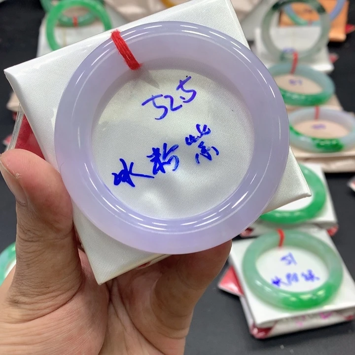 翡翠未镶嵌手镯翡翠