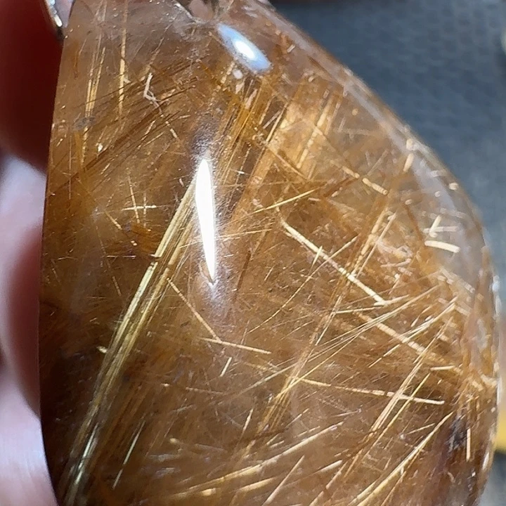 老***公颈饰未镶嵌发晶我