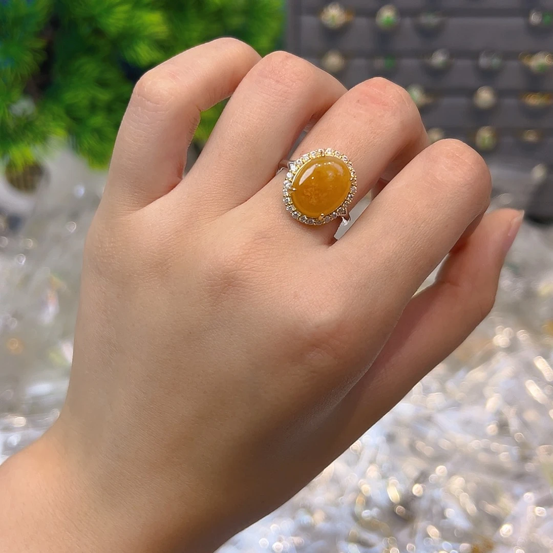 翡翠戒指未镶嵌翡翠