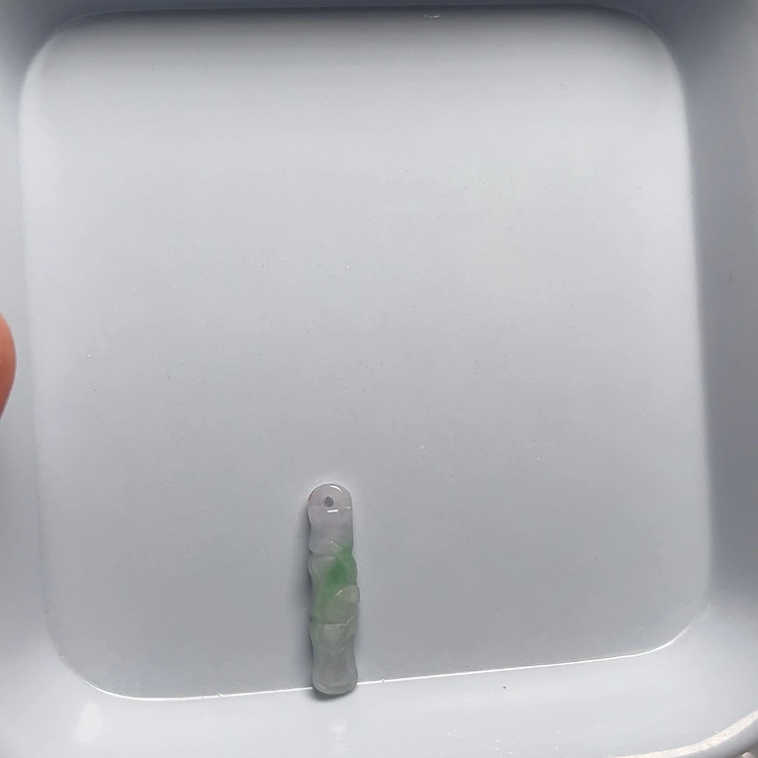 翡翠未镶嵌颈饰天然翡翠
