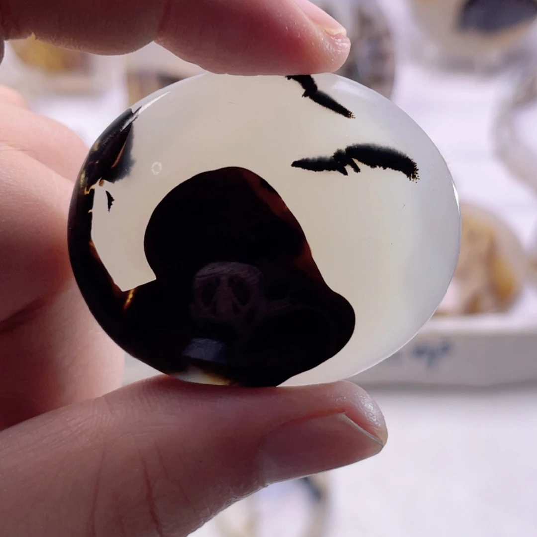 玛瑙/玉髓未镶嵌珠宝奇石