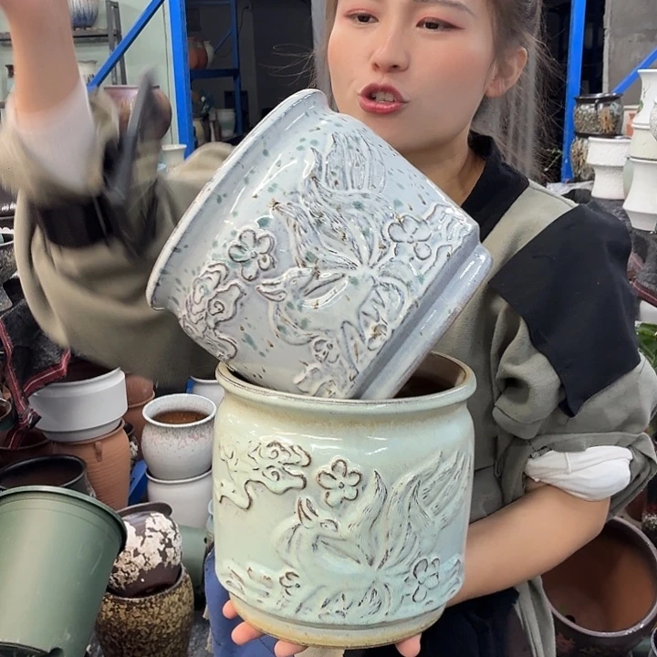 19-19 -粗陶花盆有孔