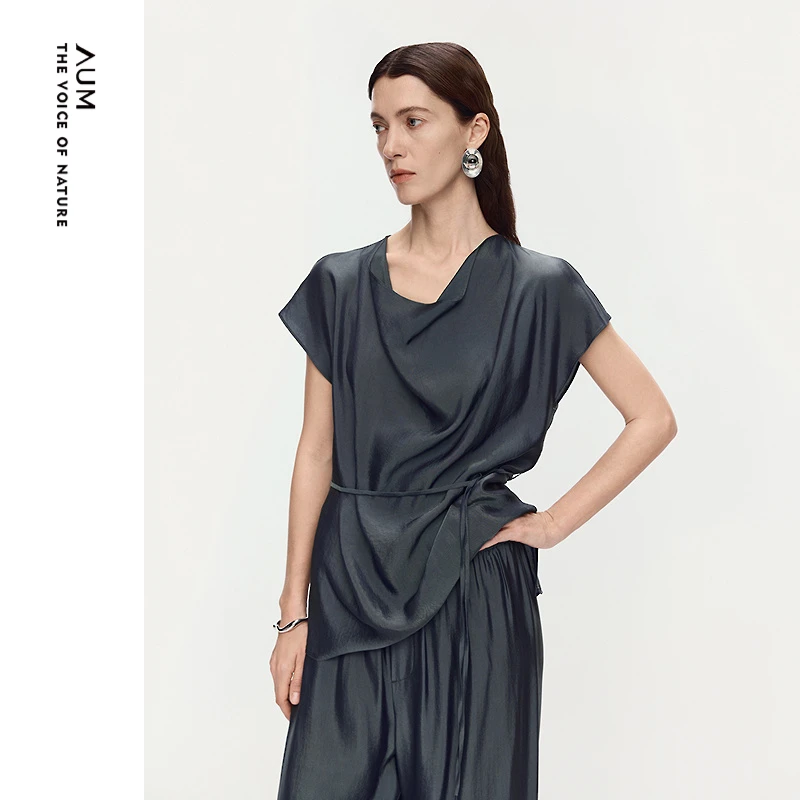 AUM噢姆25年新款夏季时尚显瘦设计T恤M1FZ23191