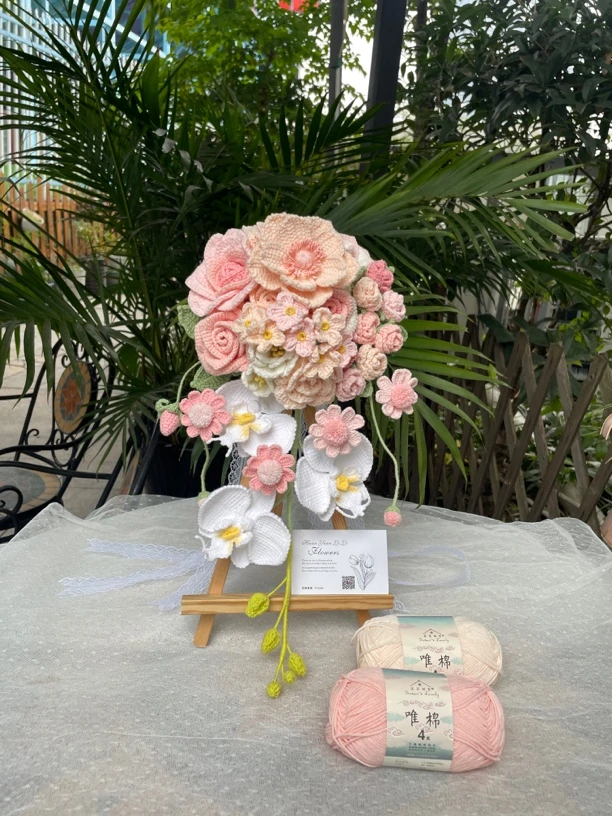 手工钩织粉色系花束韩系新娘婚礼领证仪式感手捧花成品结婚玫瑰