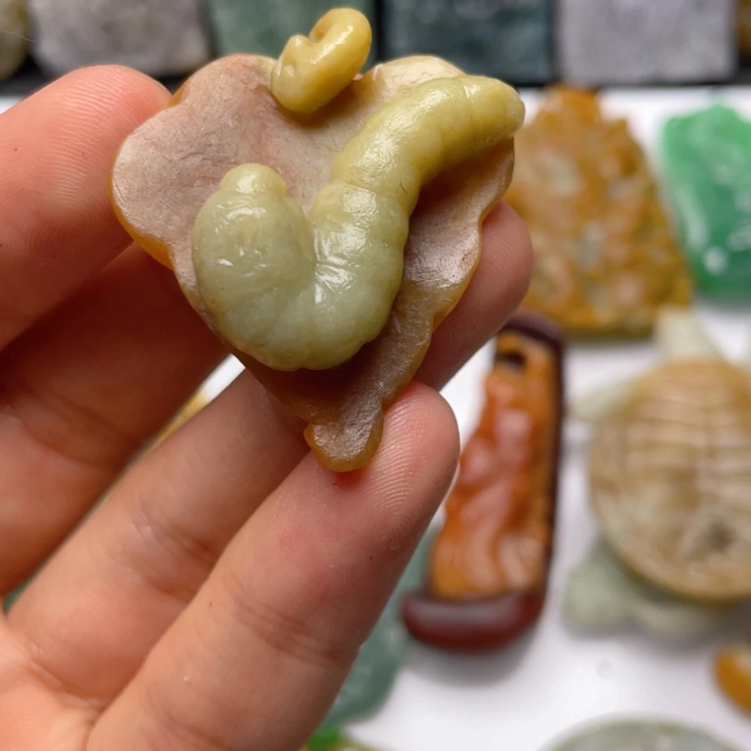 海***面未镶嵌定制翡翠翡翠