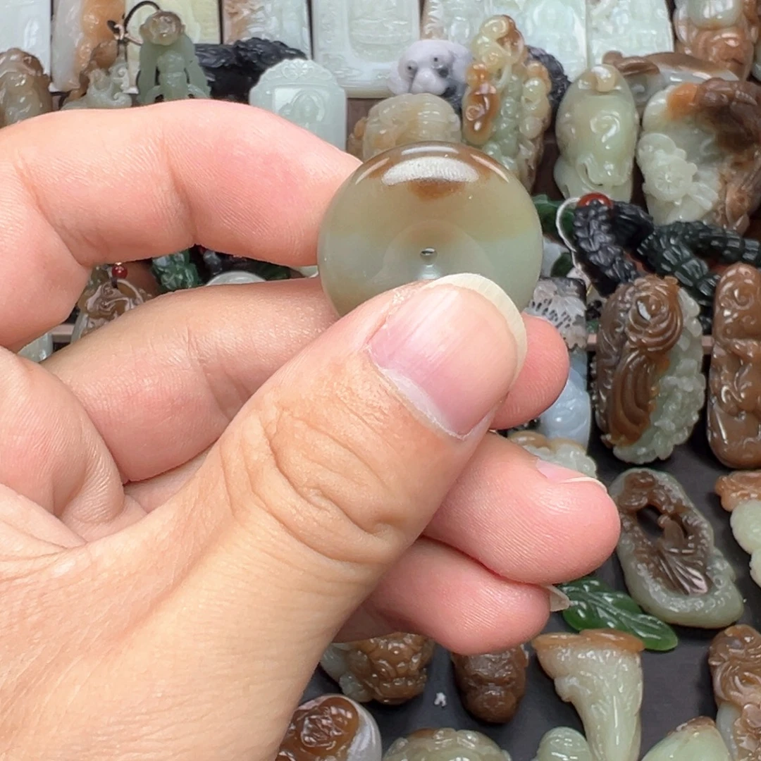 和田玉未镶嵌挂件