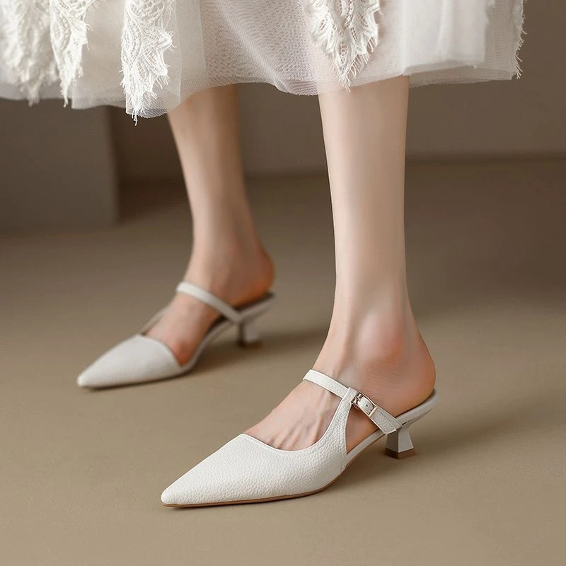 UHCK2025夏法式软皮黄色荔枝纹细跟包头凉鞋女高跟尖头外穿猫跟半