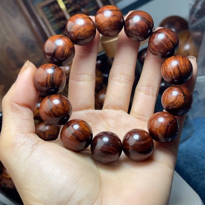 C***。花梨木类端景台海南黄花梨1.8老料油梨