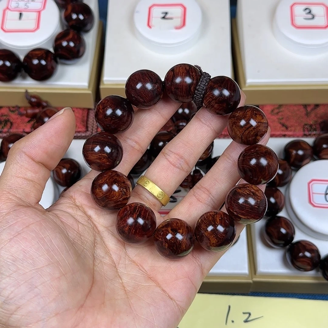 贪***逼花梨木类黄花梨2.0