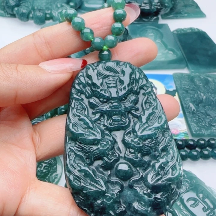 翡翠未镶嵌颈饰多样性发货天然A货翡翠