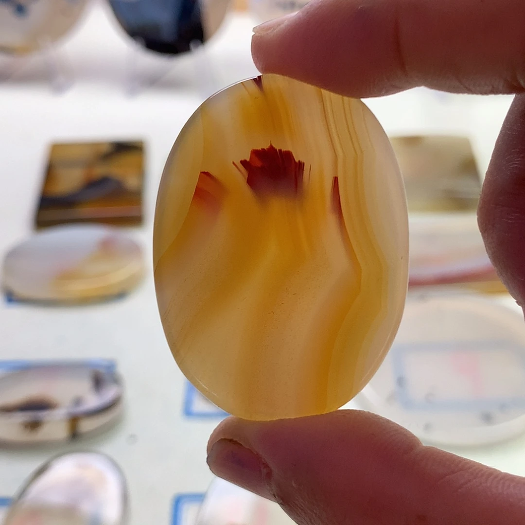 玛瑙/玉髓未镶嵌珠宝半成品