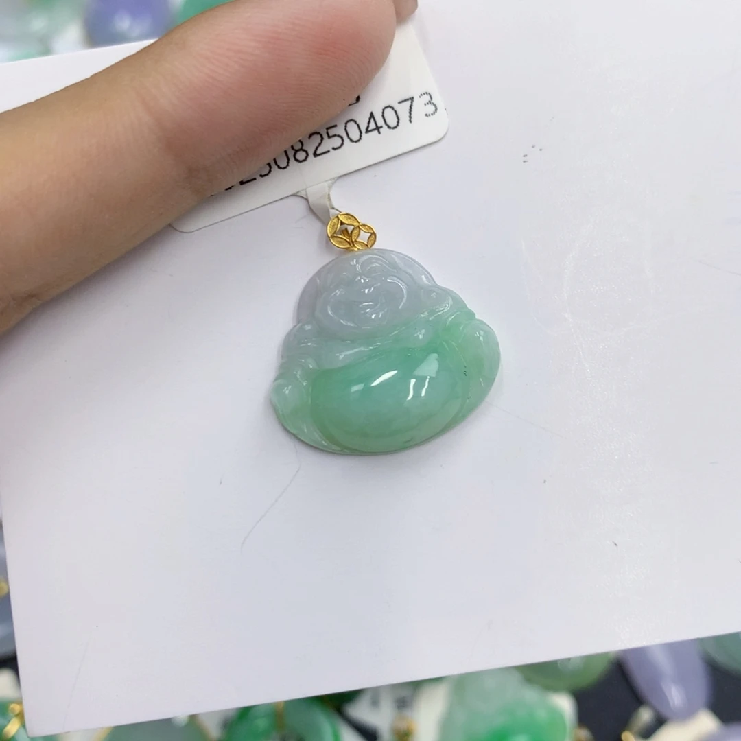 颈饰18K金镶嵌翡翠翡翠