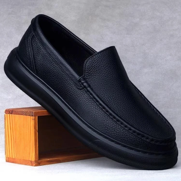 男士新款套脚高端休闲皮鞋软面软底轻底商务百搭正装套脚单鞋