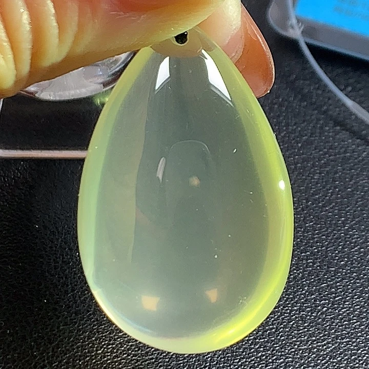 水晶吊坠(不含链)未镶嵌小**成