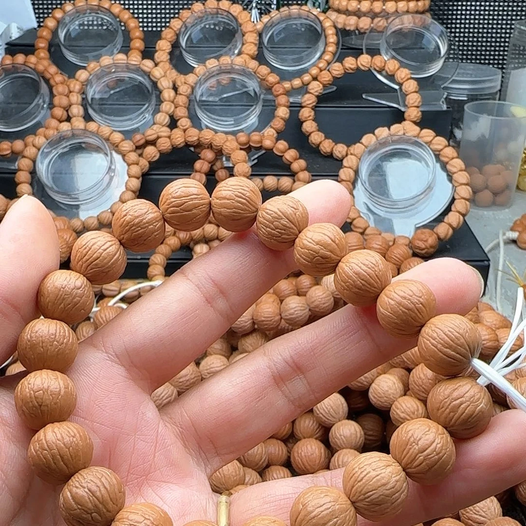 沐***斐手串猴头核桃猴头风羽12