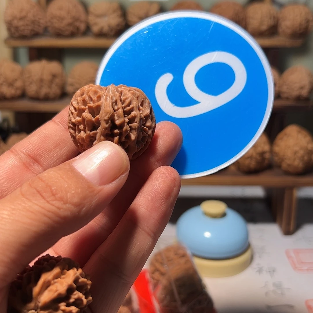 1*,文玩核桃，蓝色006号