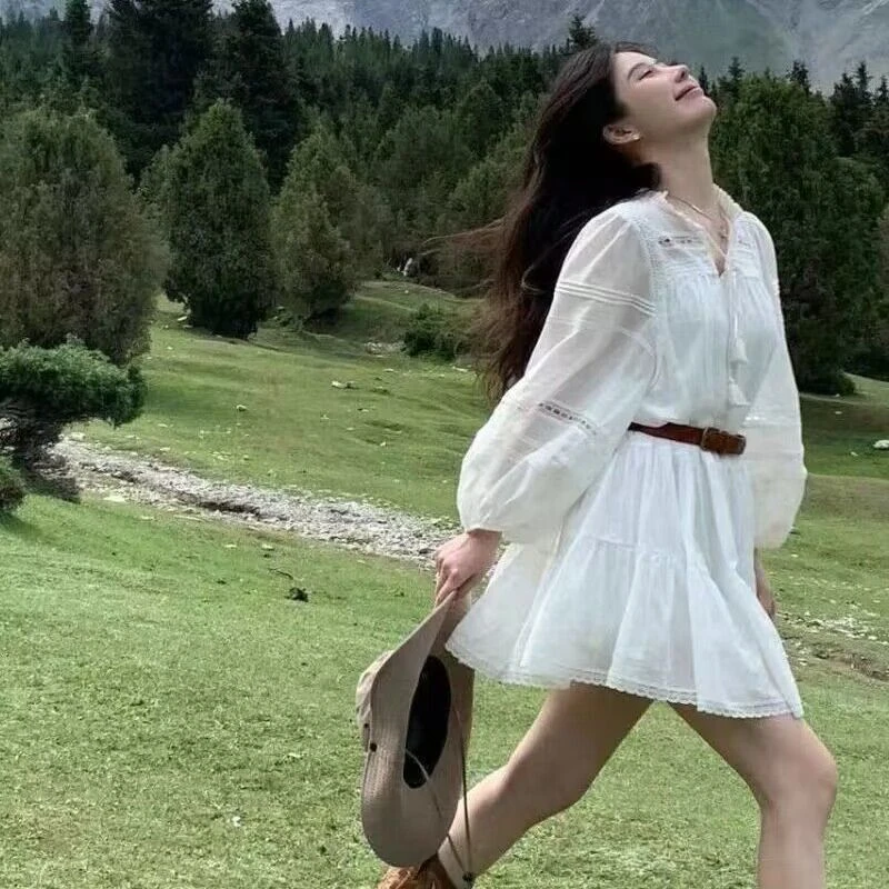 显瘦气质法式甜美连衣裙2025春夏秋新款云南新疆旅游拍照穿搭短裙