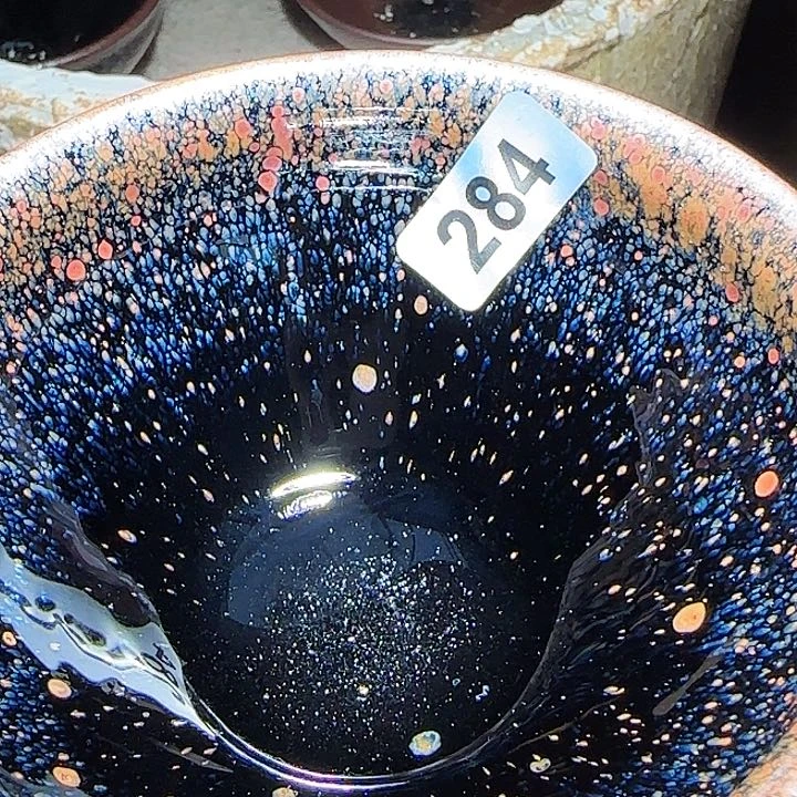 茶盏疯***鹰只为自己能过日子了才知道我不配