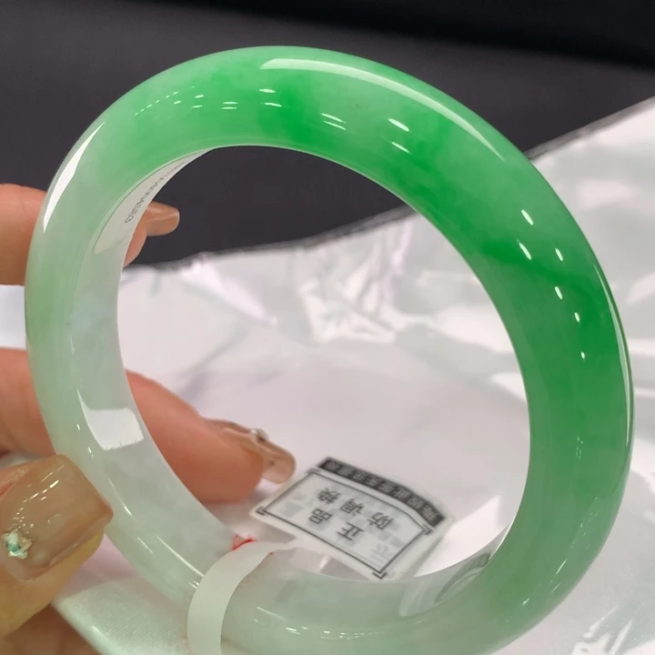 翡翠手镯未镶嵌正圈59