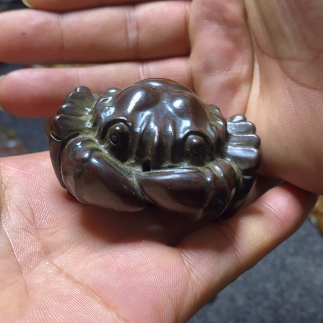 和田玉未镶嵌把件