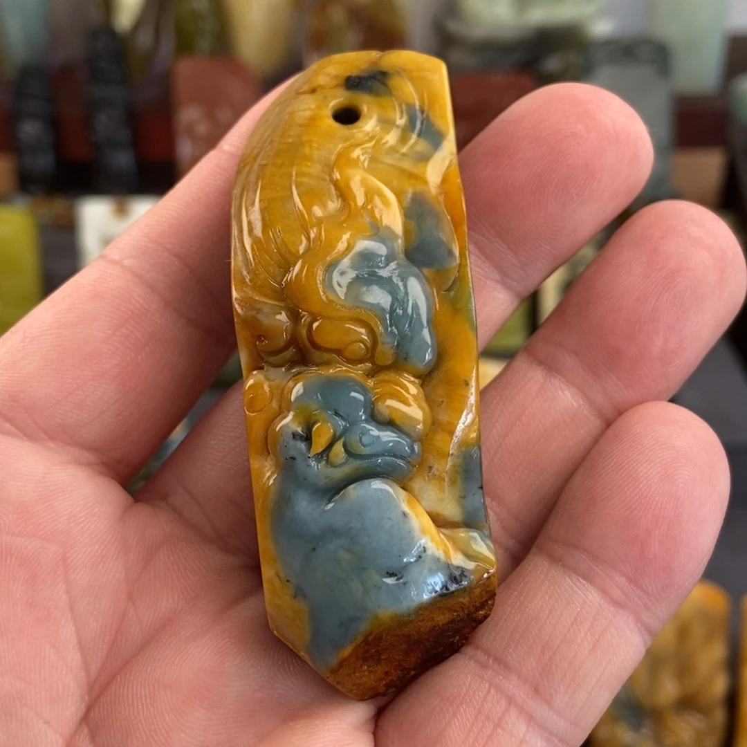 岫玉未镶嵌手把件