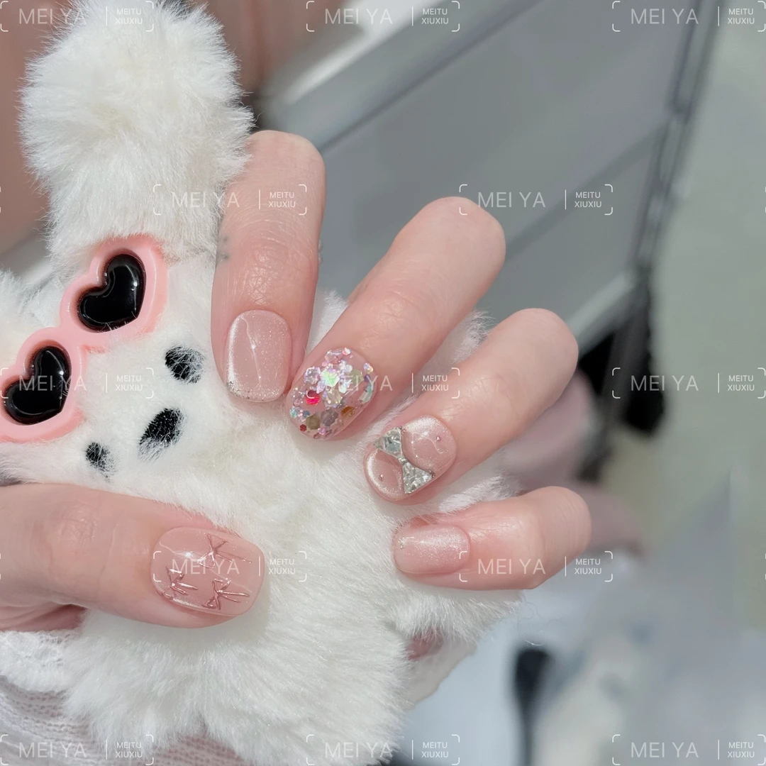 MEI YA 春日奶粉少女心猫眼 穿戴甲