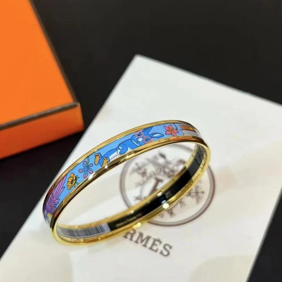 99新 Hermes/爱马仕 爱马仕/彩色小兔子珐琅手镯 北京