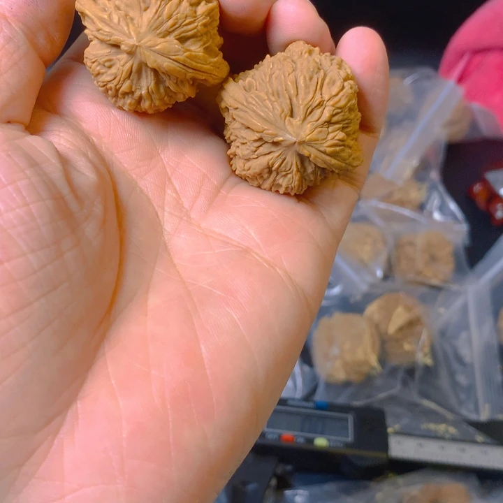 烦****吊坠文玩核桃南疆石