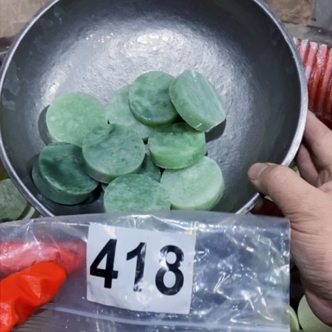 【闪购商品】蛇纹石玉珠宝半成品未镶嵌